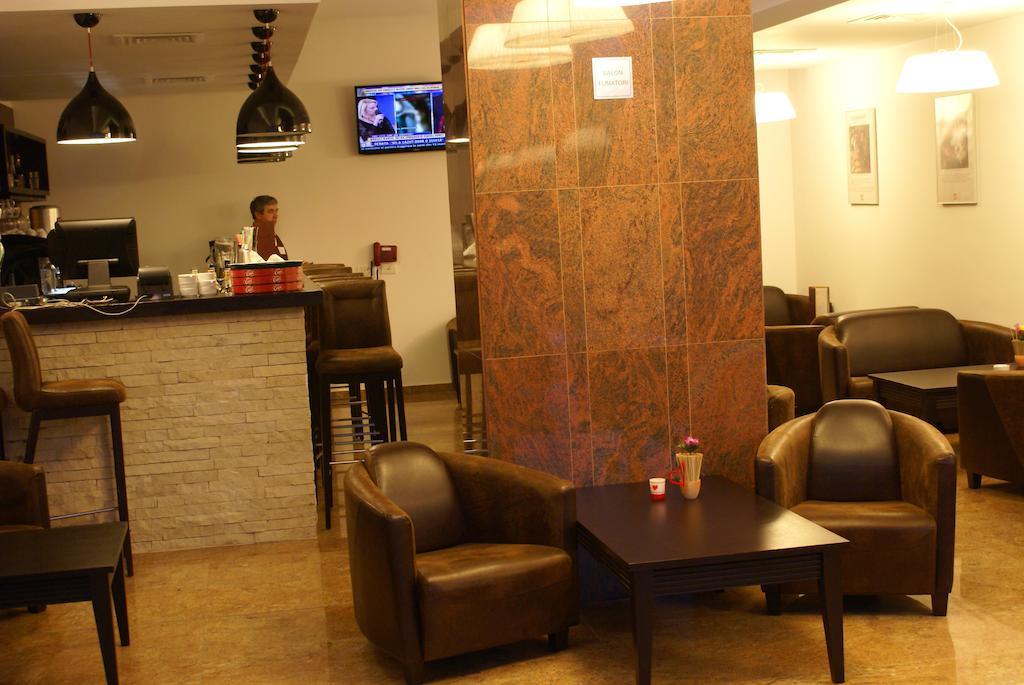 Hotel Carpati Predeal Εξωτερικό φωτογραφία