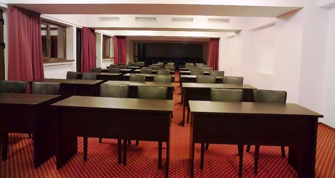 Hotel Carpati Predeal Εξωτερικό φωτογραφία